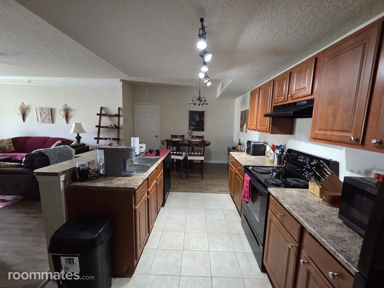 Profile photo 5 of 6