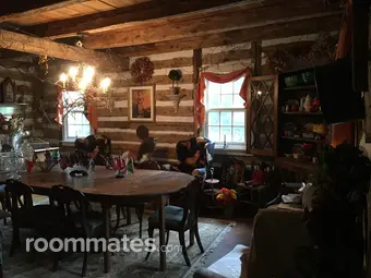 Room for rent in Media, PA $1250, house