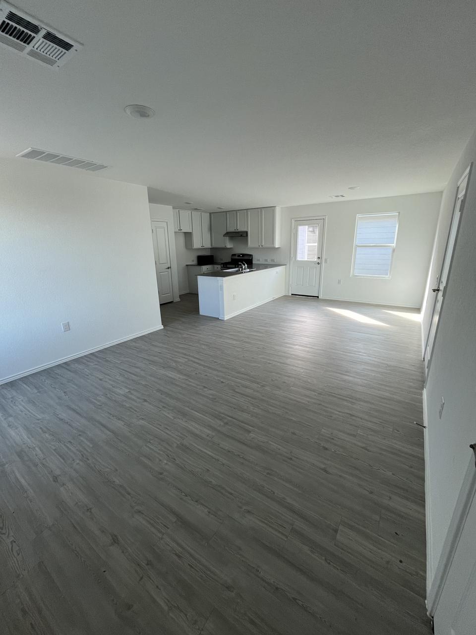 Profile photo 5 of 11