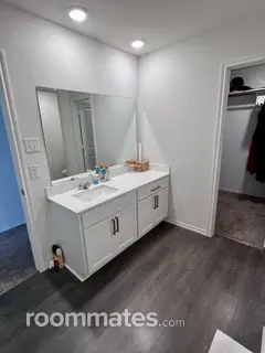 Room for rent in Aubrey, TX $850, house