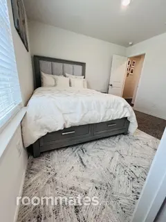 Room for rent in Aubrey, TX $750, house