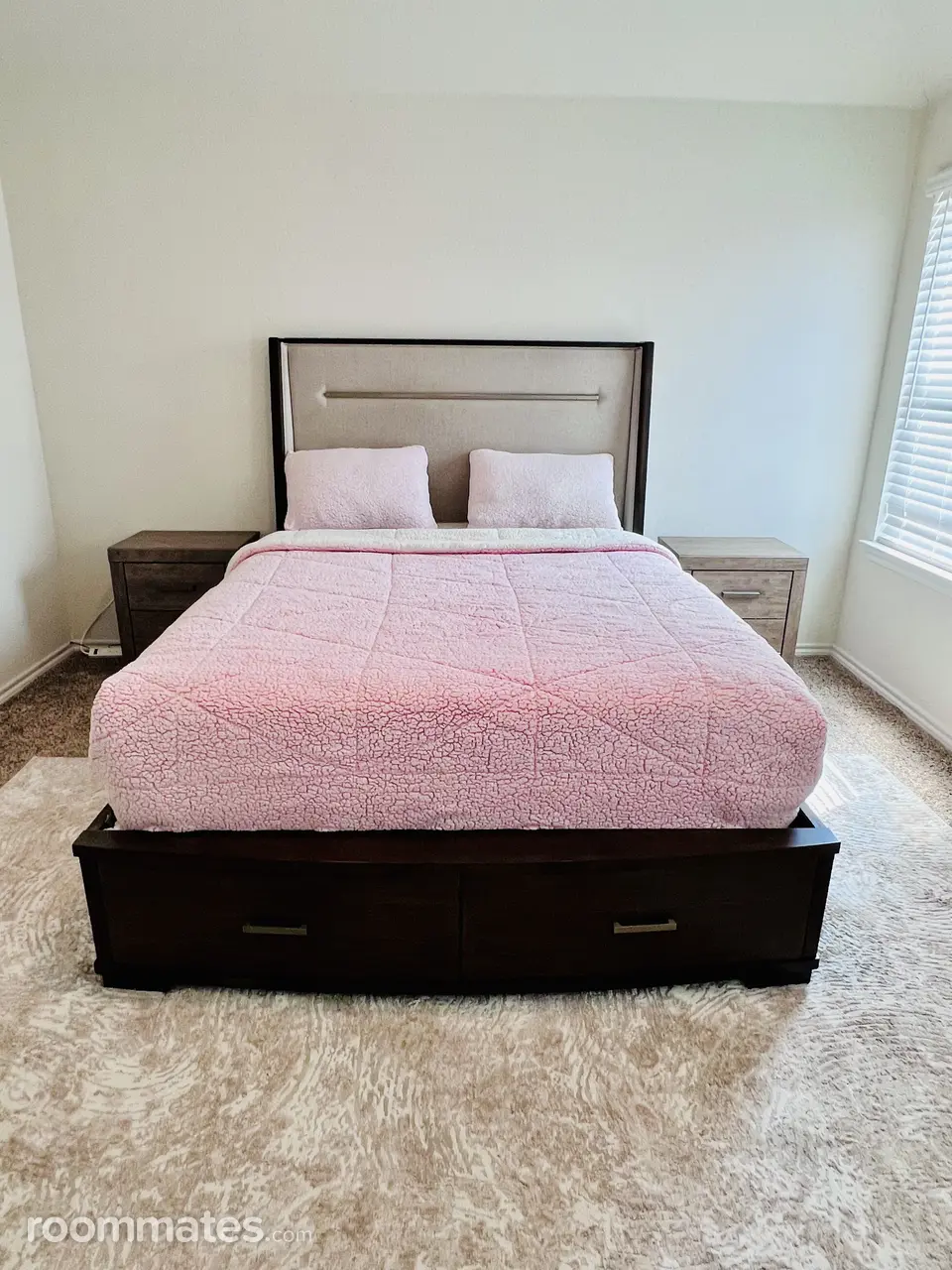 Profile photo 1 of 9