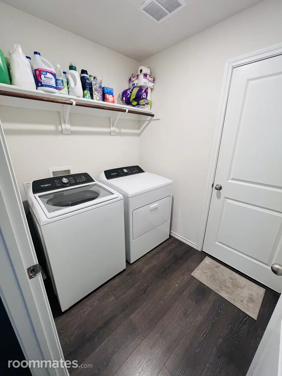 Profile photo 6 of 9