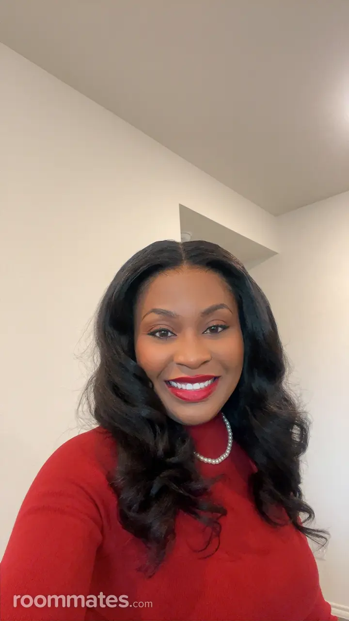 Profile photo 9 of 9