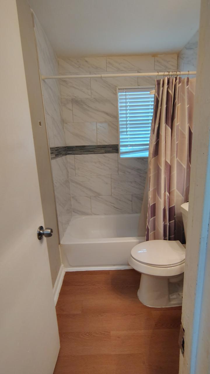 Profile photo 3 of 4