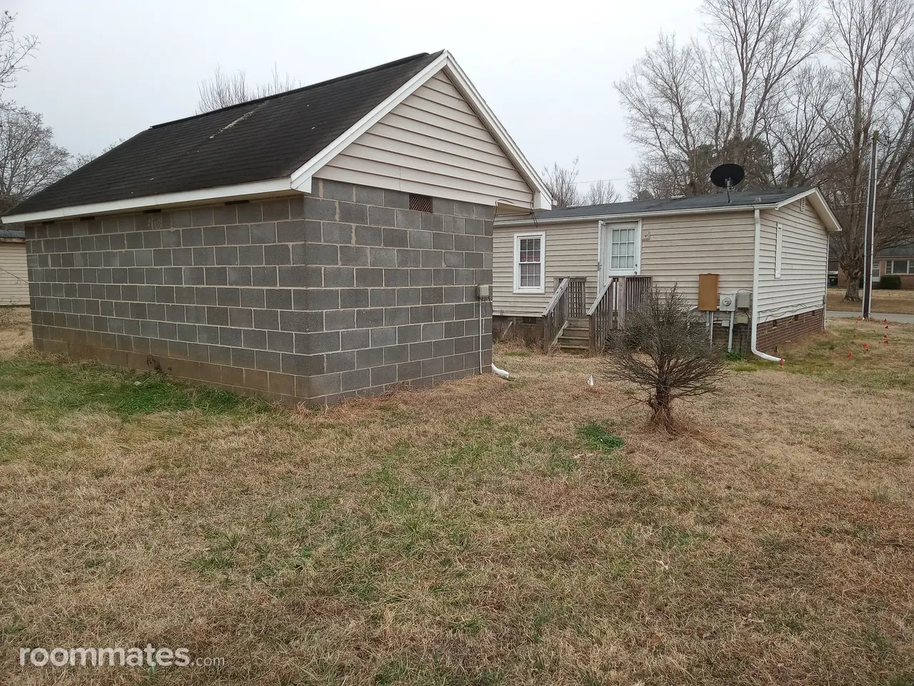 Profile photo 1 of 9