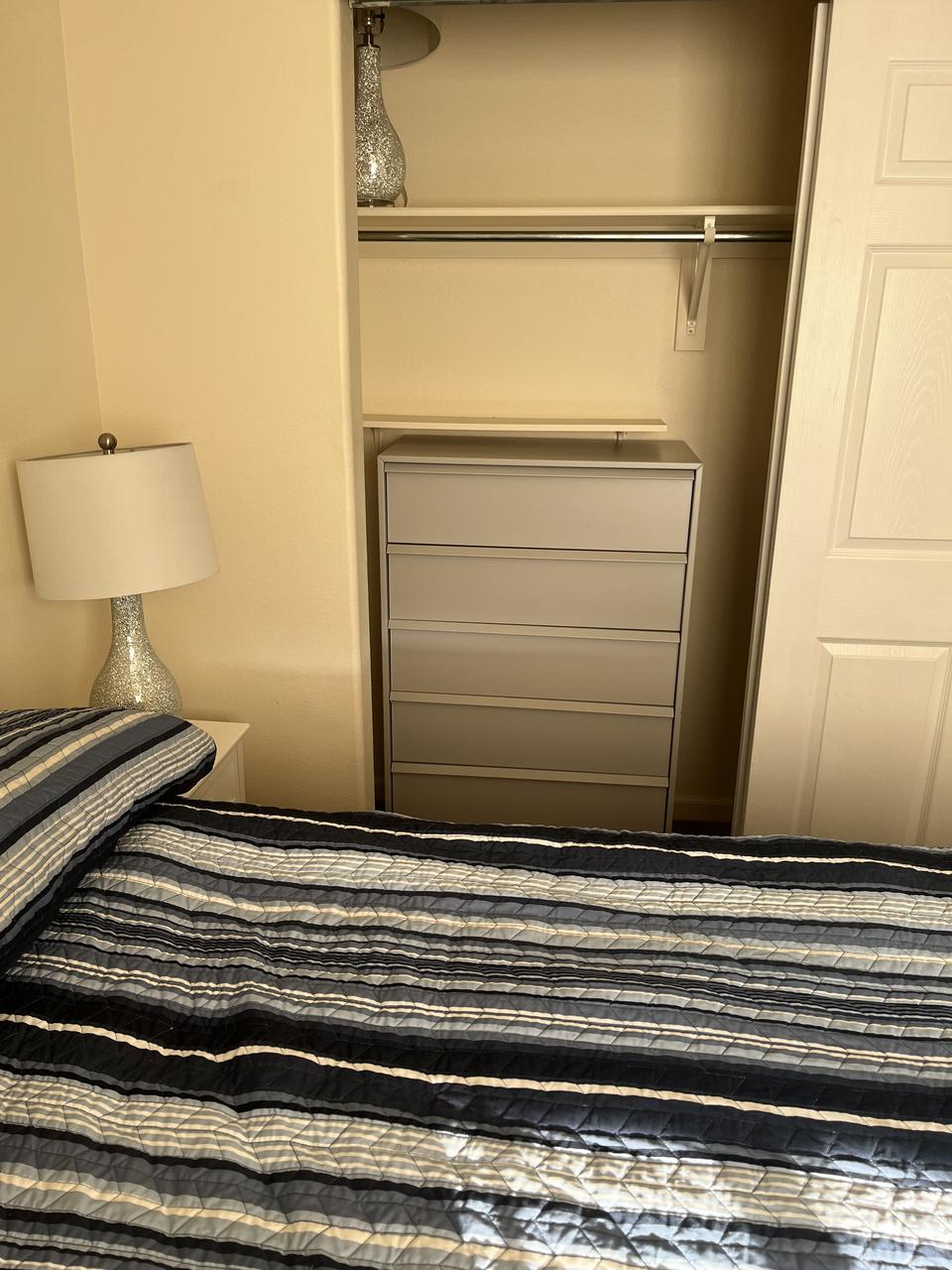 Profile photo 7 of 10