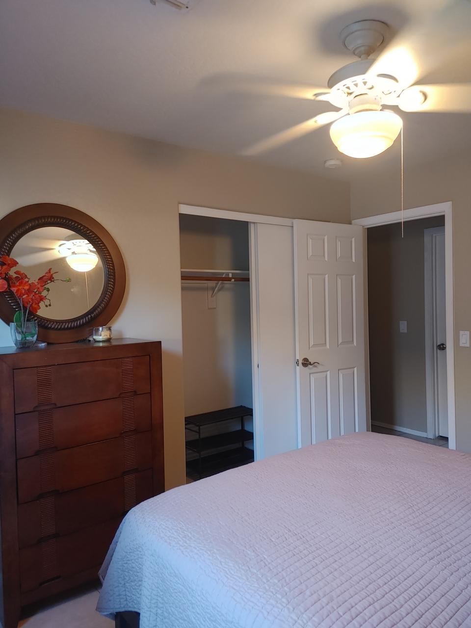 Profile photo 7 of 10