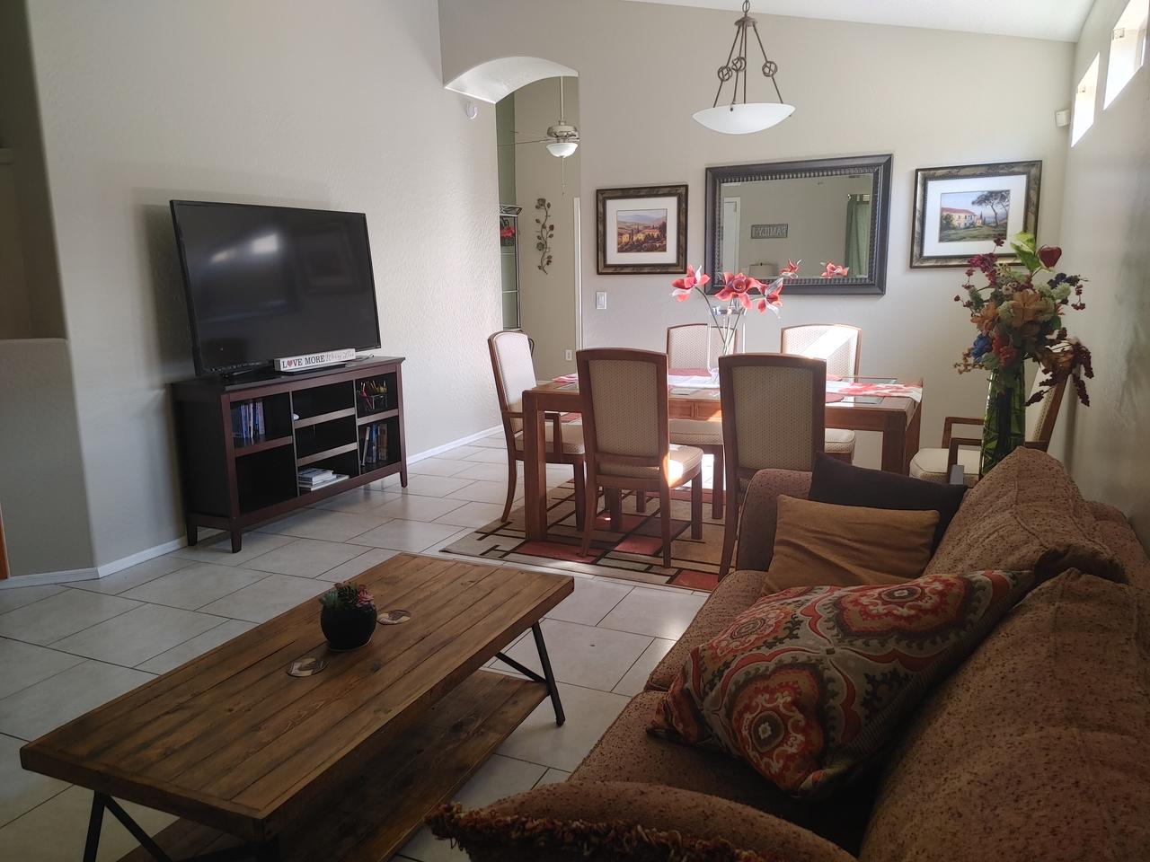 Profile photo 5 of 10