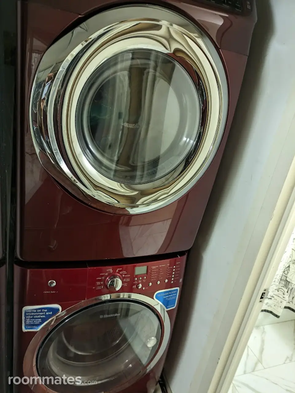 Profile photo 1 of 10