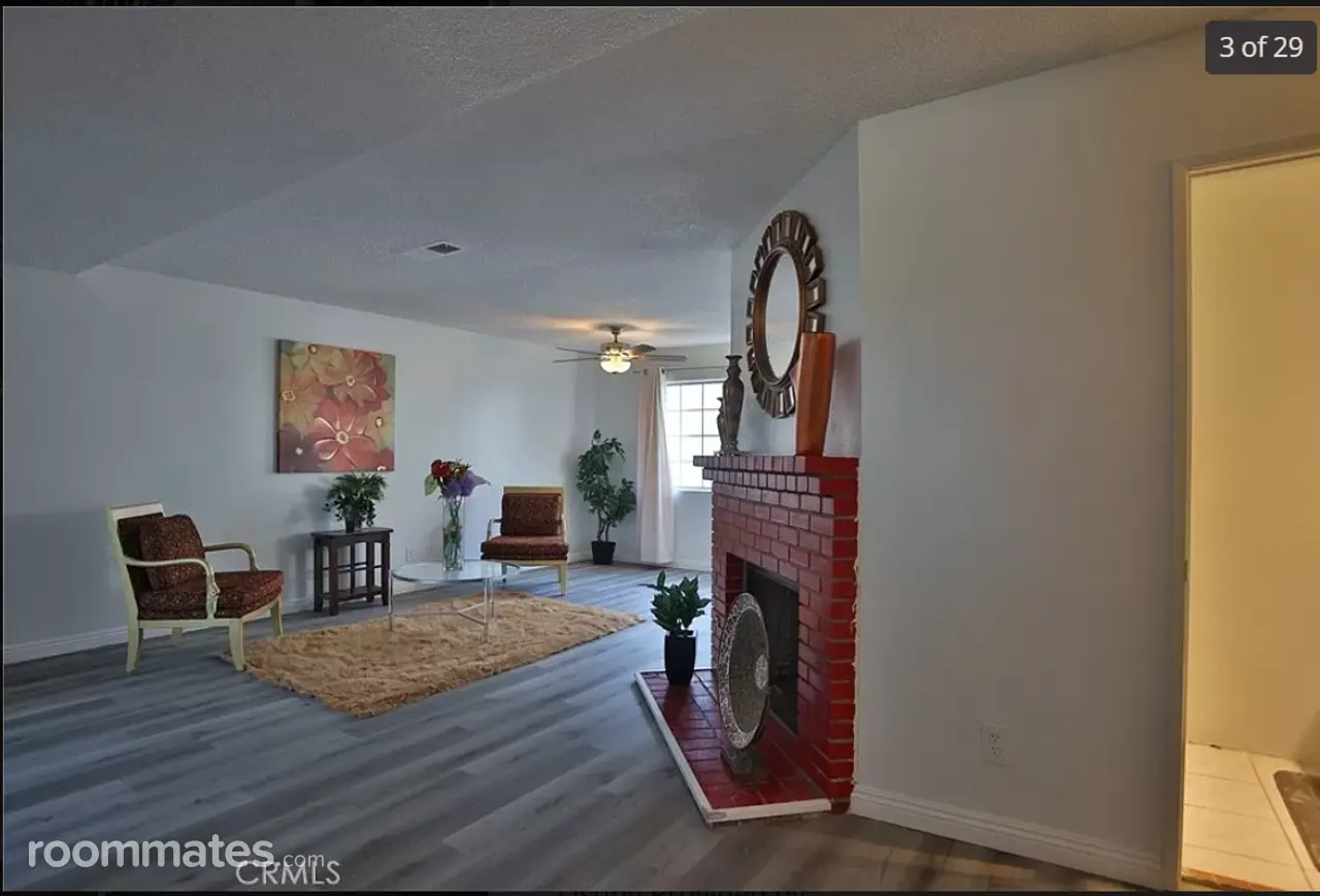 Profile photo 1 of 9