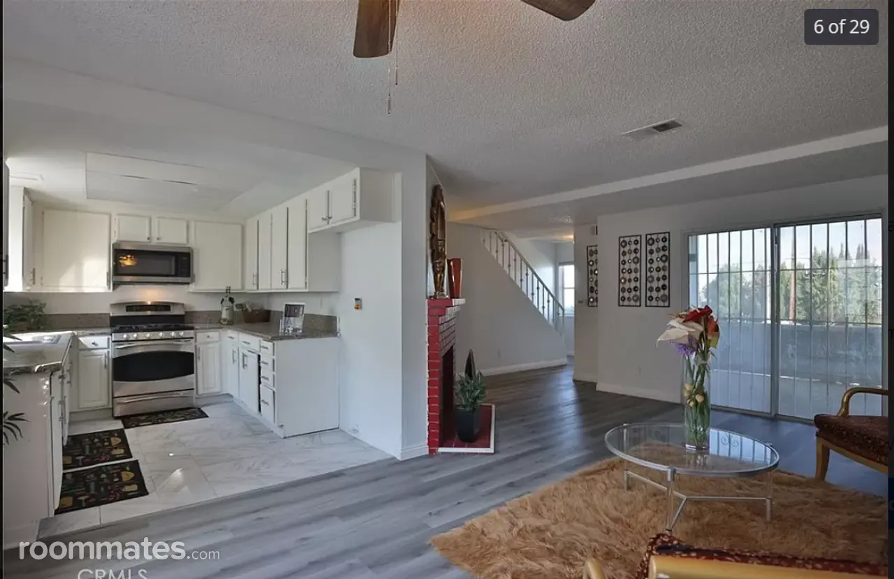 Profile photo 4 of 9