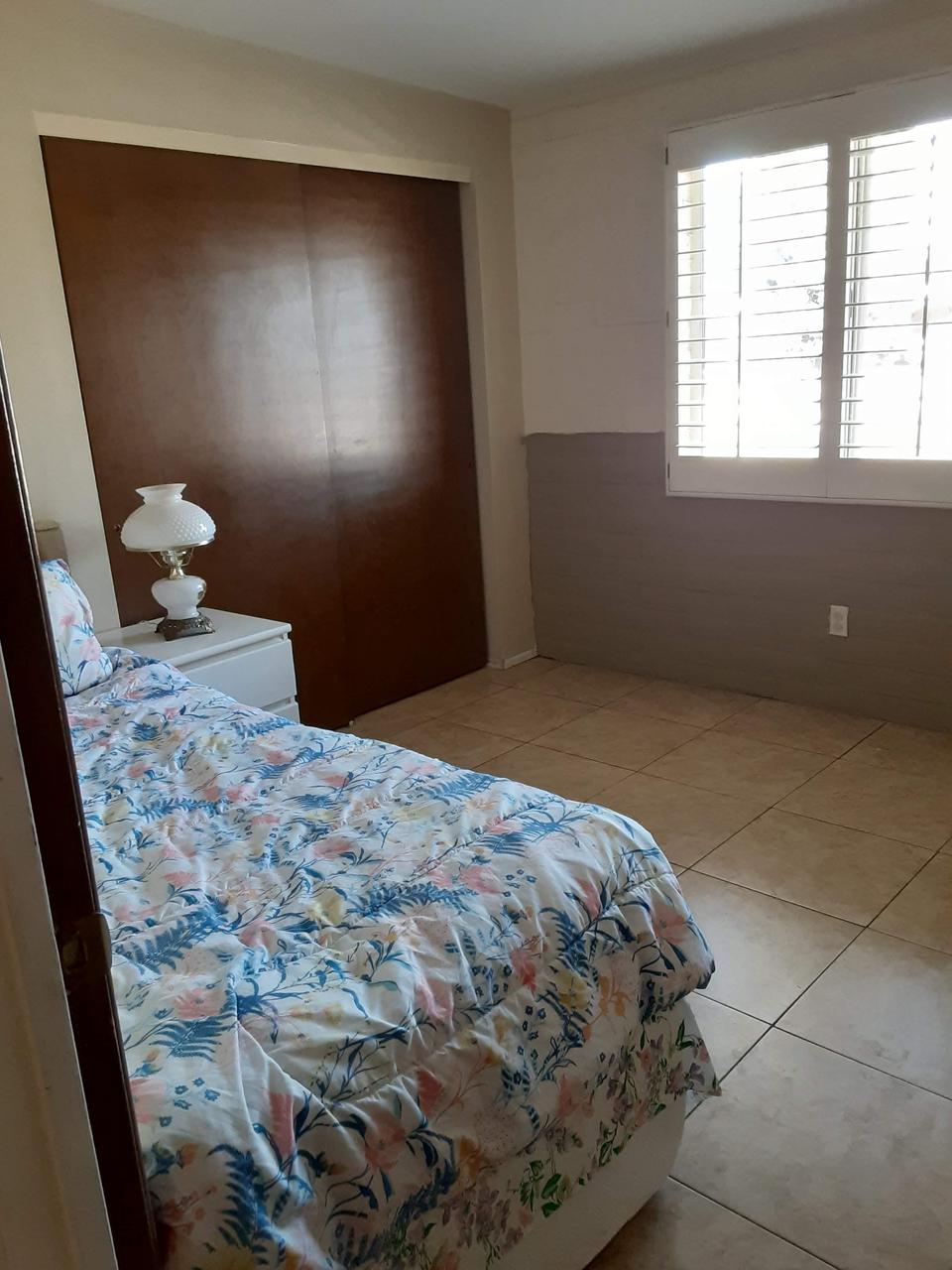 Profile photo 3 of 4