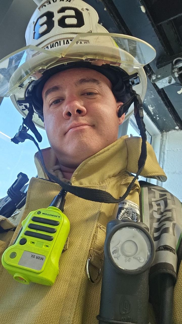 Profile photo 1 of 11