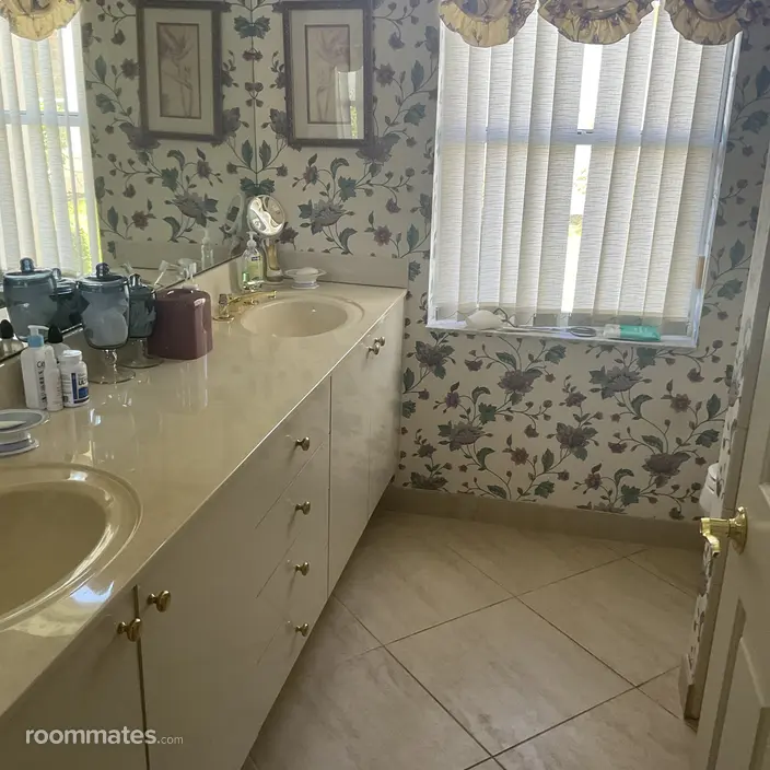 Room for rent in Hobe Sound, FL $1300, house
