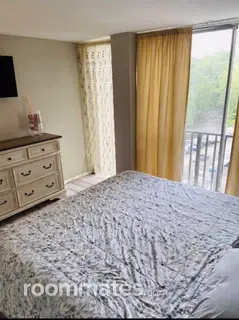 Room for rent in Arlington, VA $1450, condo