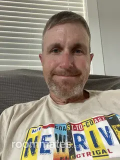 Roommate looking Ashburn, VA, $1200