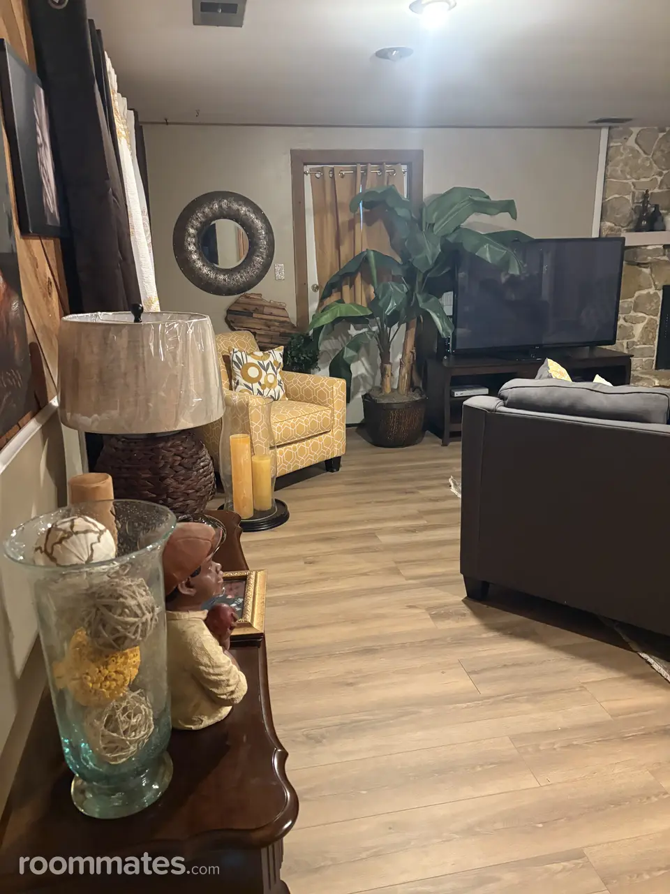 Profile photo 5 of 20