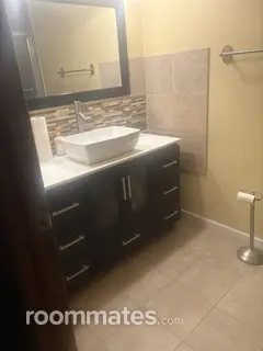 Room for rent in Indianapolis, IN $700, house