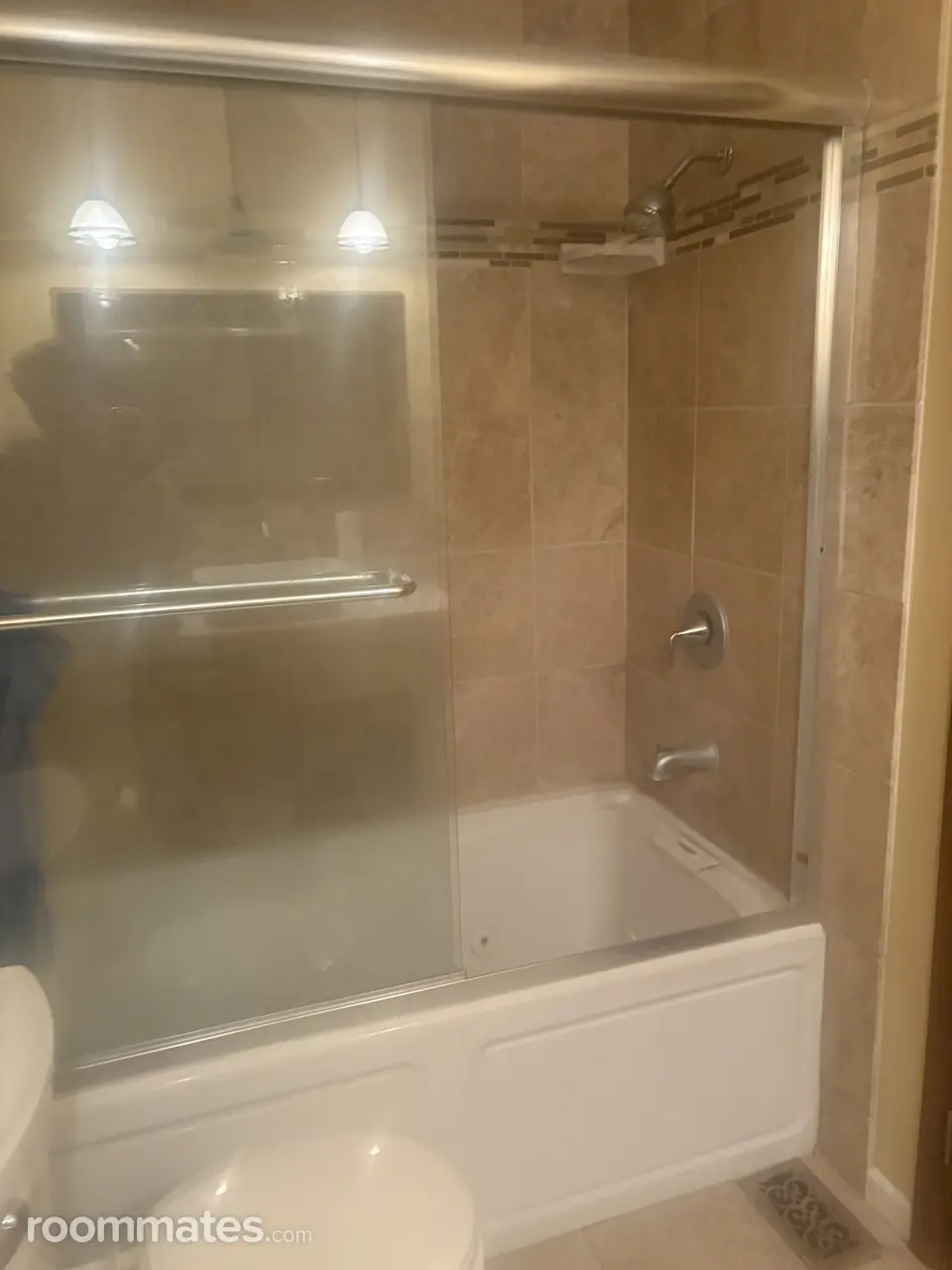 Profile photo 12 of 20