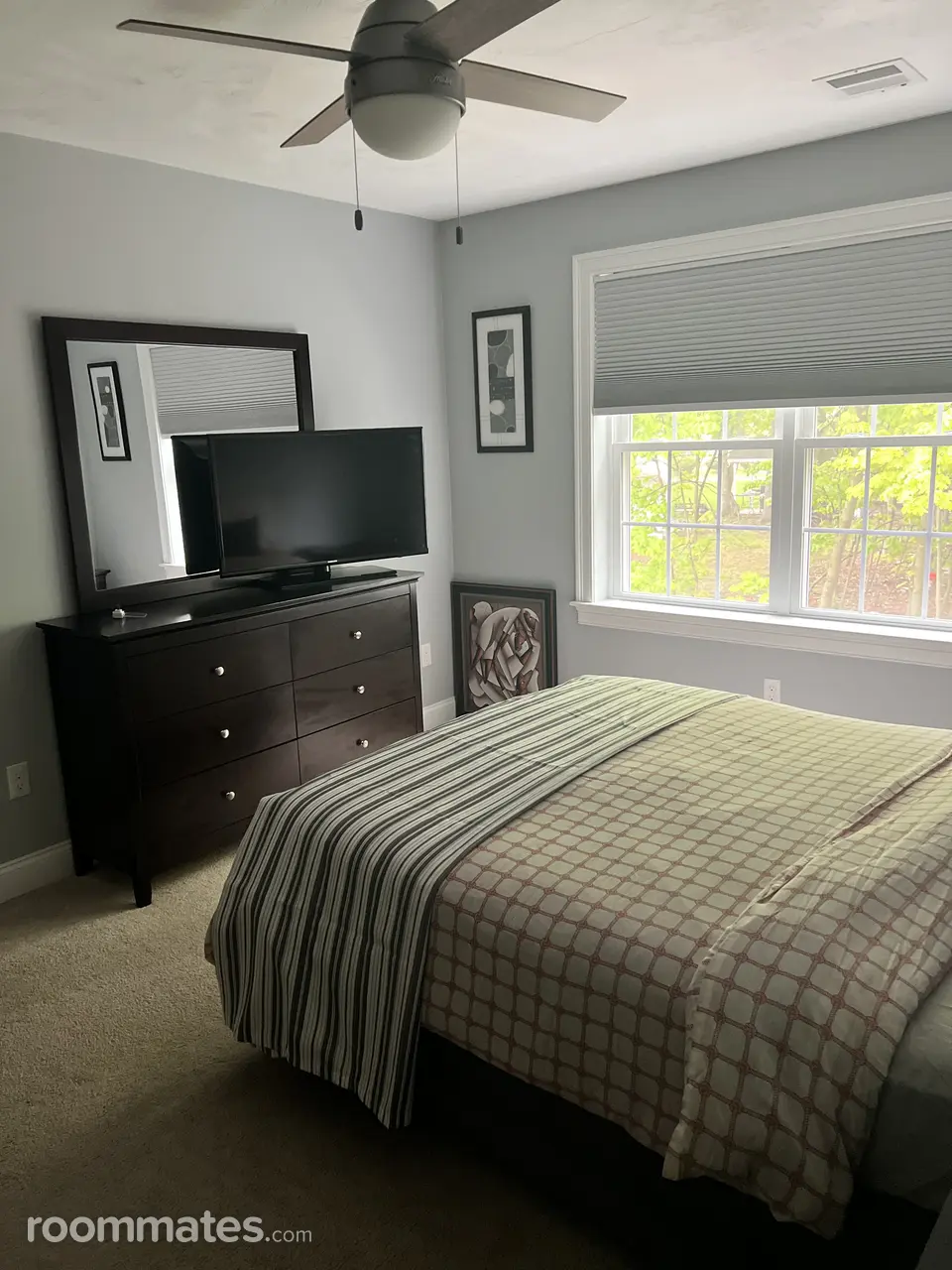 Profile photo 4 of 10