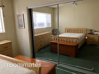 Room for rent in Los Angeles, CA $800, condo