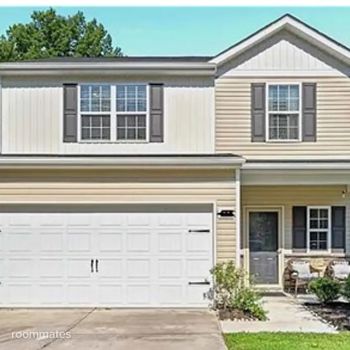 Room for rent in Gastonia, NC $800, house