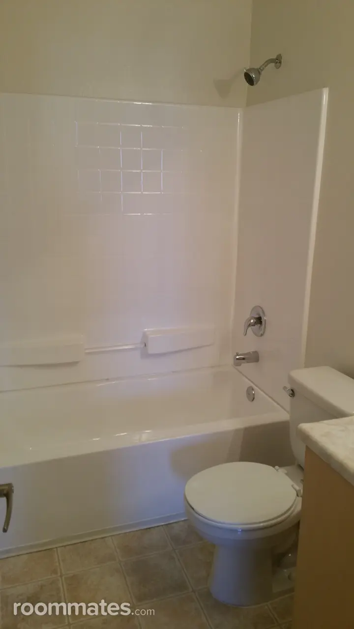 Profile photo 7 of 12