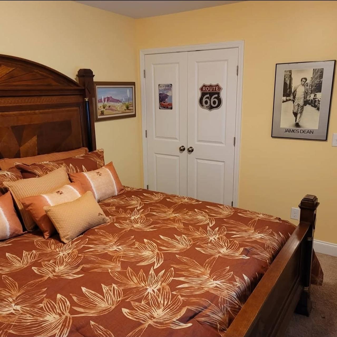 Profile photo 3 of 10