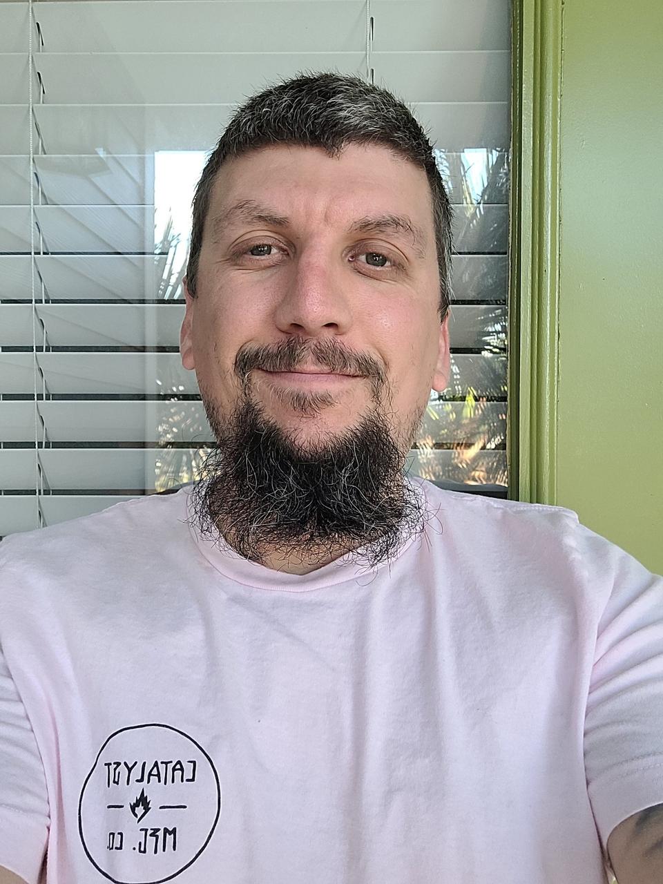 Profile photo 4 of 4