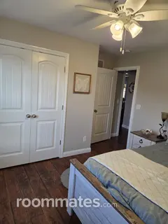 Room for rent in Louisville, KY $1000, house