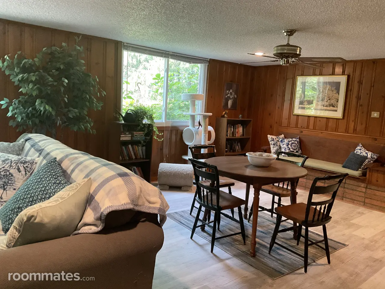 Profile photo 3 of 9