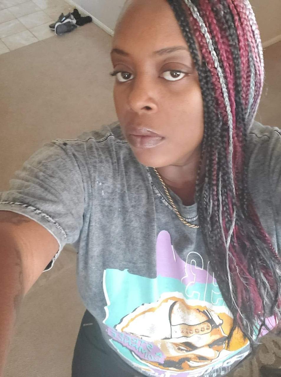 Profile photo 1 of 1