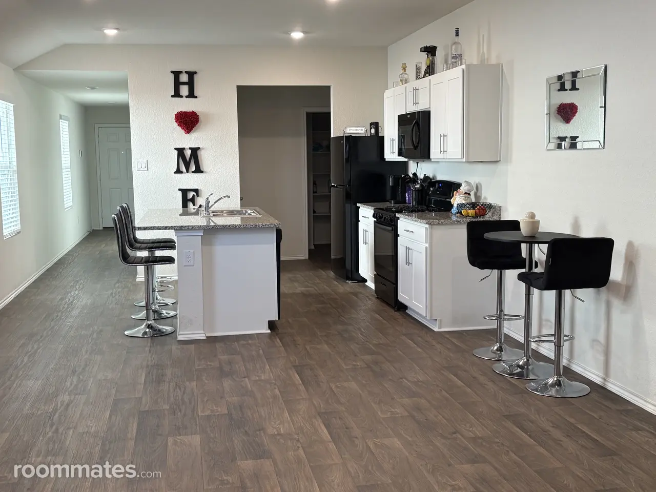 Profile photo 2 of 9