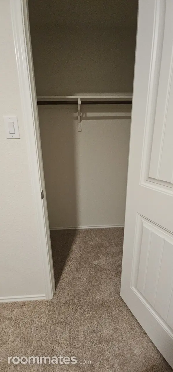 Profile photo 6 of 9