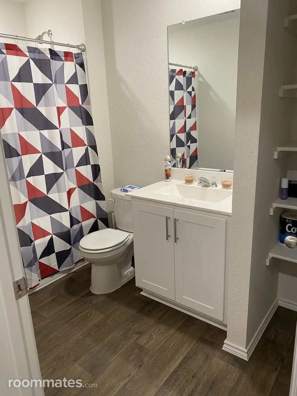 Profile photo 7 of 9