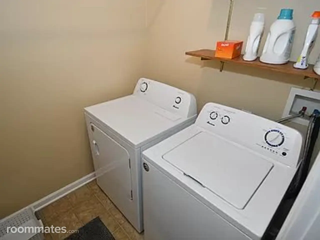 Profile photo 8 of 10