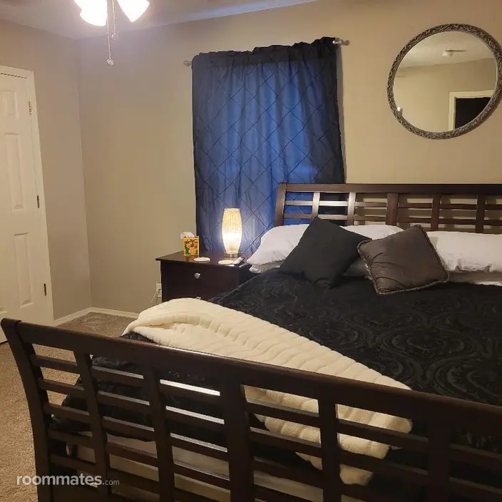 Room for rent in Tulsa, OK $775, house