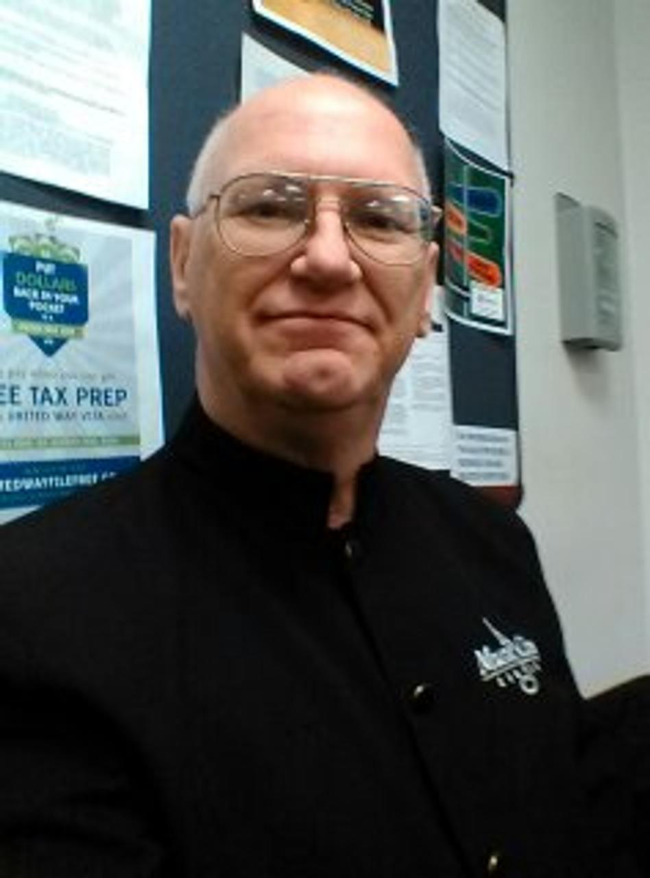 Profile photo 10 of 10