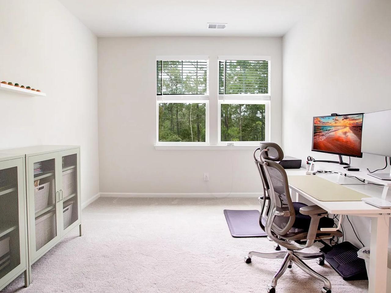 Profile photo 4 of 9