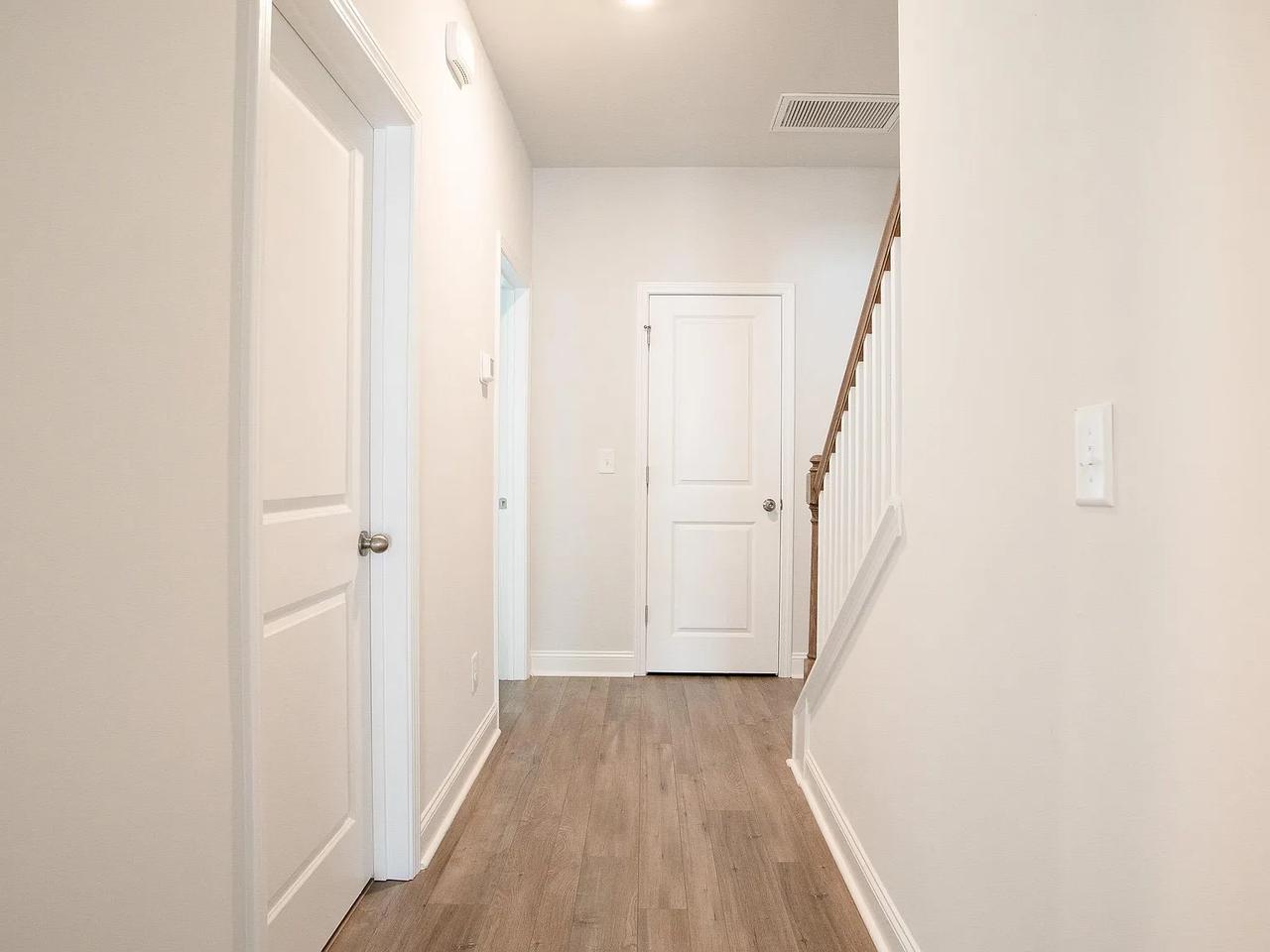 Profile photo 7 of 9