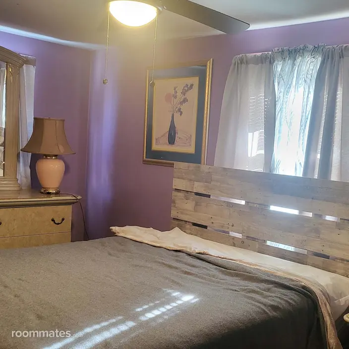 Room for rent in Baltimore, MD $850, house