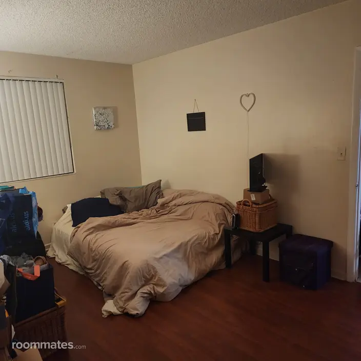 Room for rent in Coral Springs, FL $1000, apartment