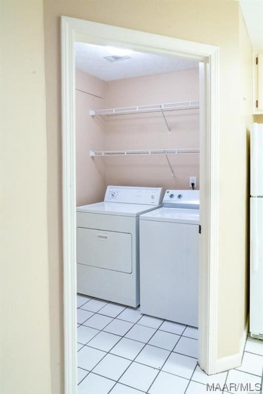 Profile photo 10 of 11