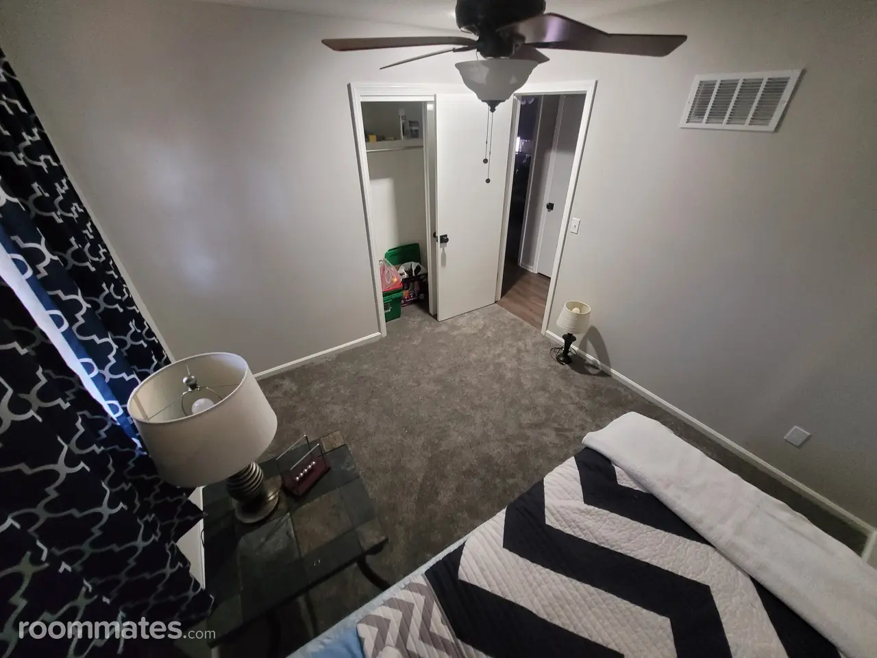 Profile photo 2 of 4