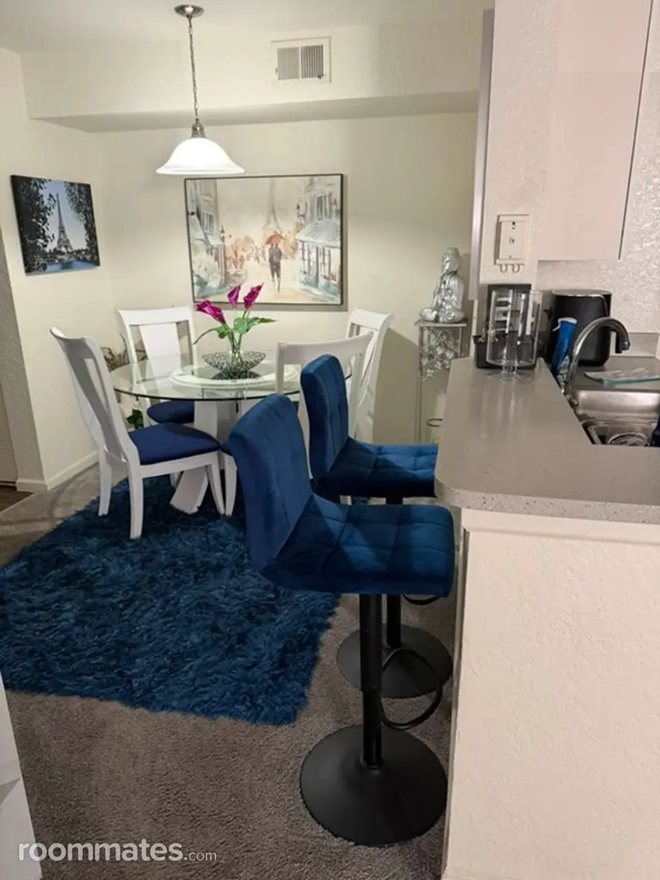 Profile photo 3 of 7