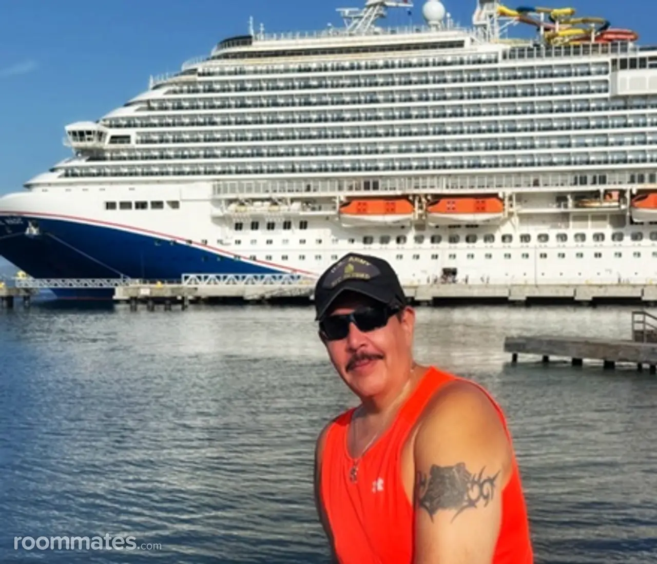 Profile photo 7 of 7