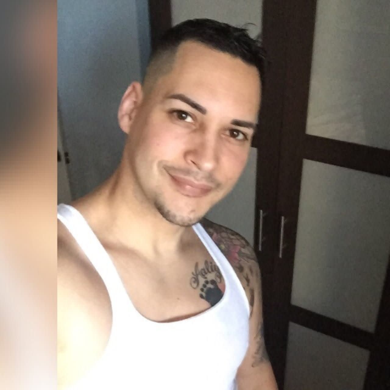 Profile photo 1 of 1