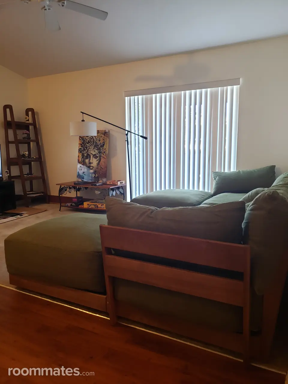 Profile photo 10 of 11