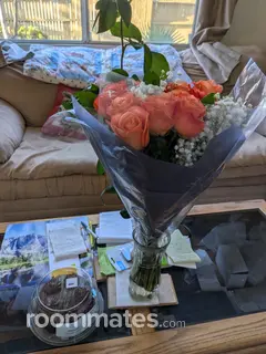 Room for rent in Riverside, CA $1200, house